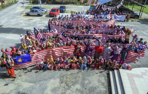 KB04_30082018_BENDERA