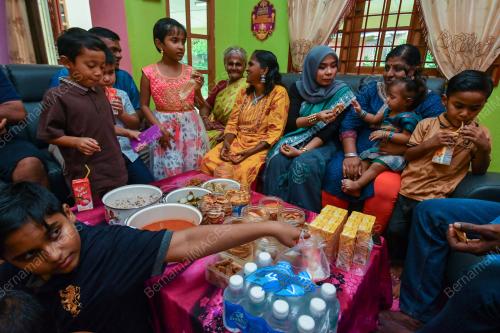 SAMBUTAN HARI DEEPAVALI