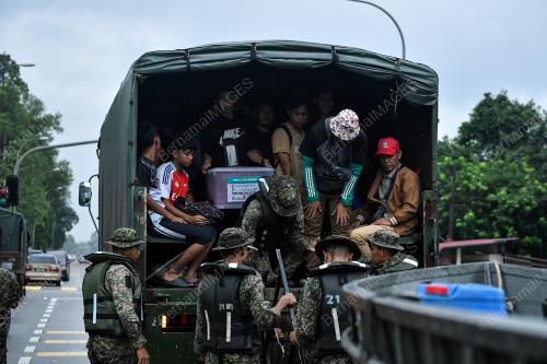 ATM MEMINDAHKAN CALON SPM TERKANDAS BANJIR
