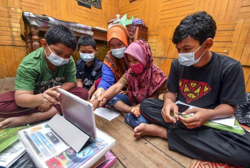 PEMBELAJARAN DAN PENGAJARAN DI RUMAH (PDPR)