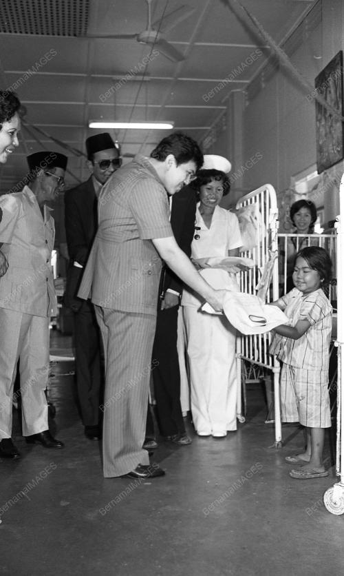 SULTAN KELANTAN TUANKU ISMAIL PETRA