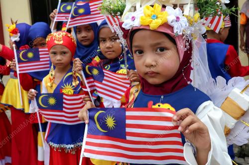SEMARAK MERDEKA TABIKA KEMAS BERTAM
