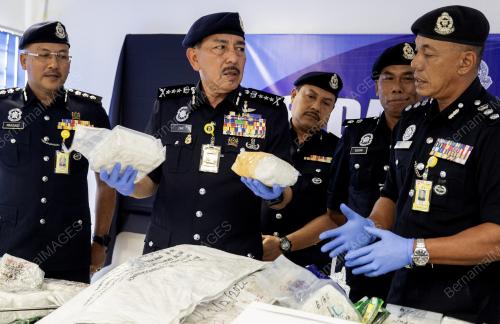 DATUK MUHAMAD ZAKI HARUN