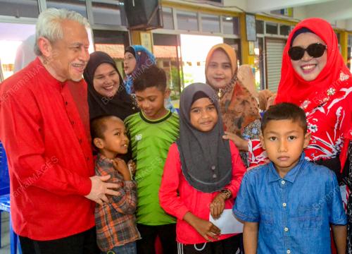 DATUK KAMARUDDIN MD NOOR