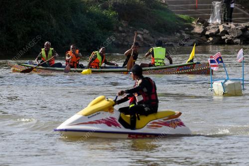 PERLUMBAAN PERAHU JOKONG