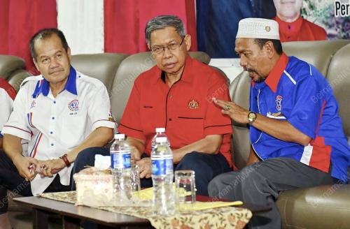 KB05_04112017_PEMIMPIN