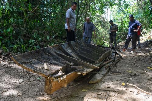 PENEMUAN PERAHU LAMA