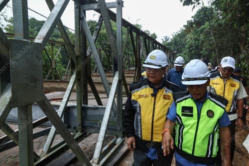 DATUK SERI ALEXANDER NANTA LINGGI