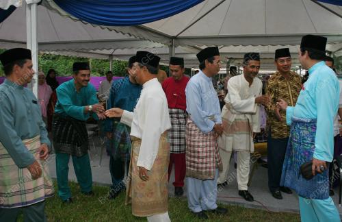 TAN SRI MUHYIDDIN MOHD YASSIN