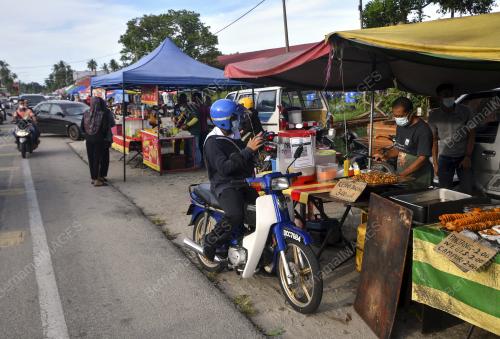 TINJAUAN PENJAJA TEPI JALAN
