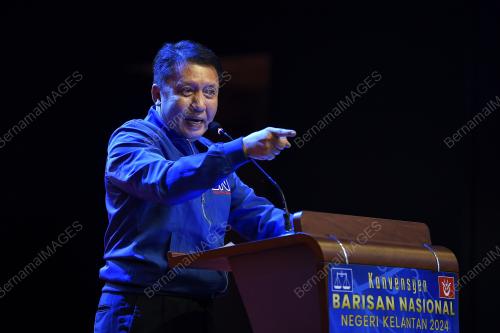 DATUK AHMAD JAZLAN YAAKUB