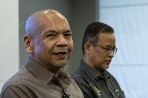 DATUK ARMIZAN MOHD ALI