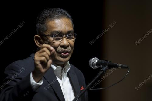 DATUK TAKIYUDDIN HASSAN