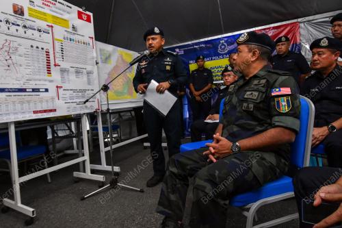 DATUK SERI AYOB KHAN MYDIN PITCHAY