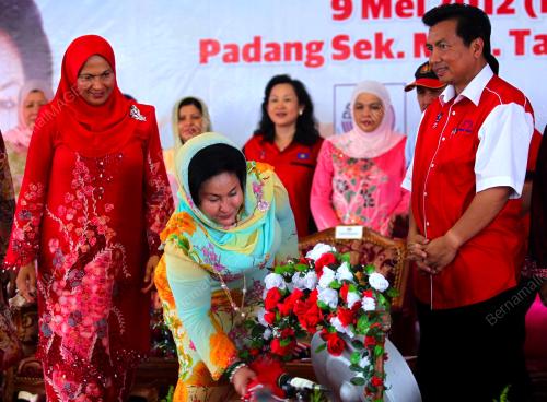 KB05_09052012_KARNIVAL_RAKYAT