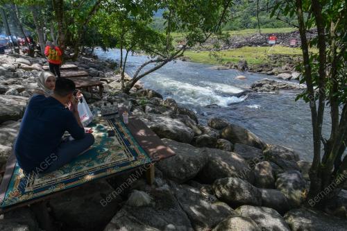 LATA KASHMIR