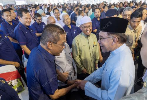 DATUK SERI ANWAR IBRAHIM