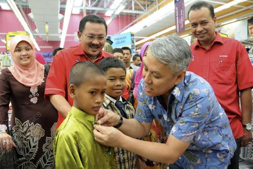 KB05_12082012_BAJU_RAYA