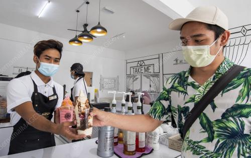 KEDAI BERKONSEPKAN 2D