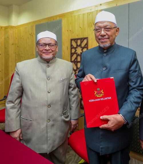 DATUK AHMAD YAKOB