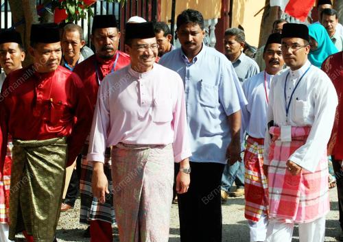 HISHAMUDDIN TUN HUSSEIN