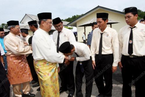 MUHYIDDIN MOHD YASSIN