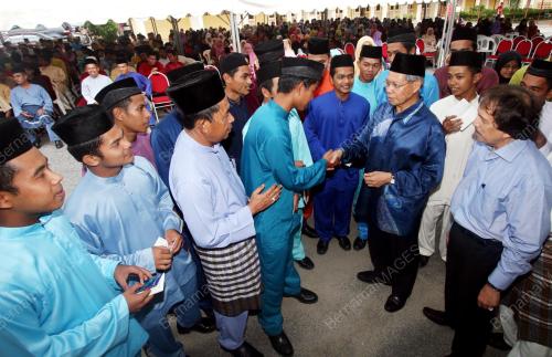 MUSTAPA MOHAMED