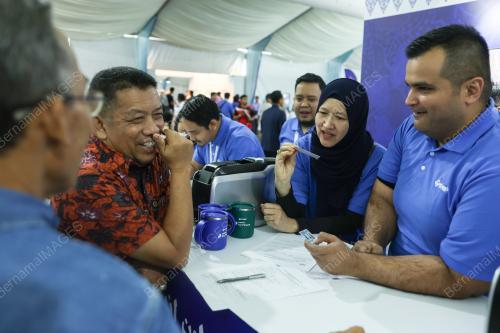 DATUK NIK AMLIZAN MOHAMED