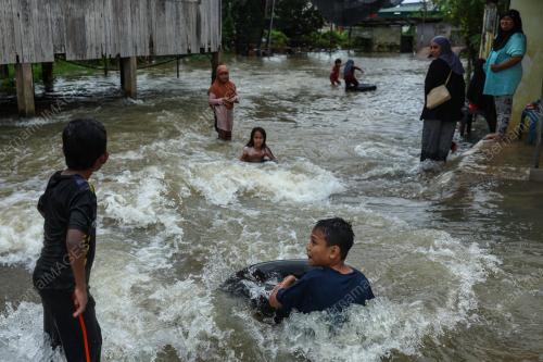 TINJAUAN DI SEKITAR RANTAU PANJANG