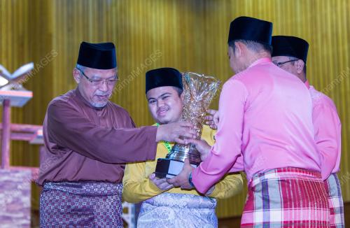 DATUK AHMAD YAKOB 