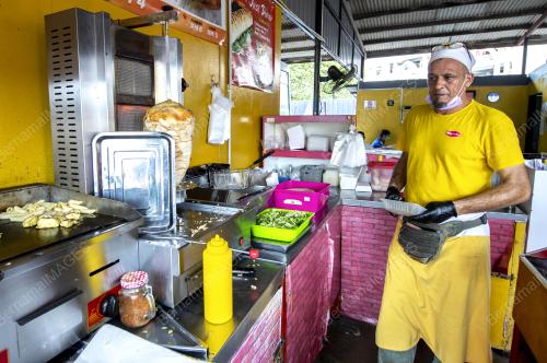 CHEF MAHMOUN ALGHAZ