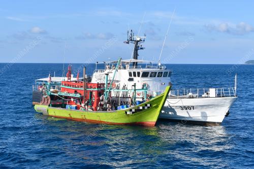 OPS KHAS PAGAR LAUT