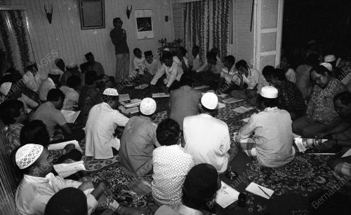 KB05_18022015_MESYUARAT_UMNO
