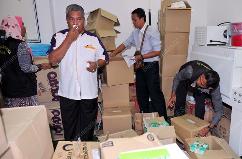 KB05_18032014_BARANG_TIRUAN