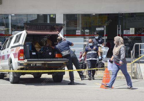 ROMPAKAN MESIN ATM