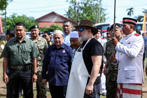 SULTAN MUHAMMAD V