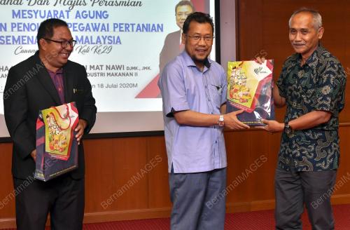 DATUK CHE ABDULLAH MAT NAWI