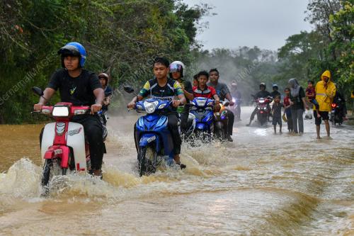 TINJAUAN BANJIR DI KELANTAN