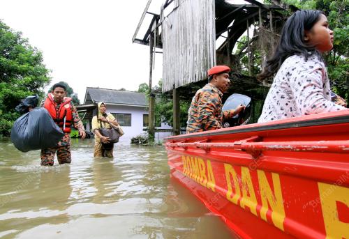 KB05_19112014_PINDAH_BANJIR