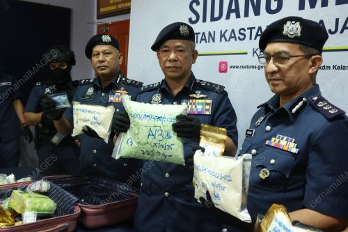 WAN JAMAL ABDUL SALAM WAN LONG