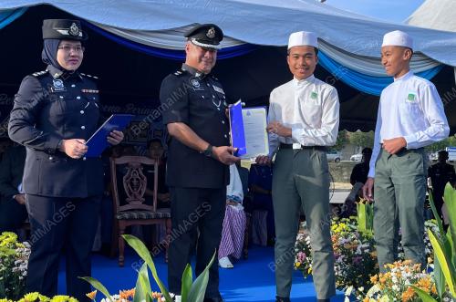 SAMBUTAN HARI POLIS KE-216