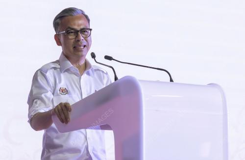 FAHMI FADZIL