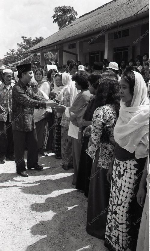 TENGKU RAZALEIGH HAMZAH