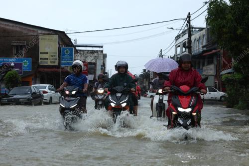 BANJIR RANTAU PANJANG