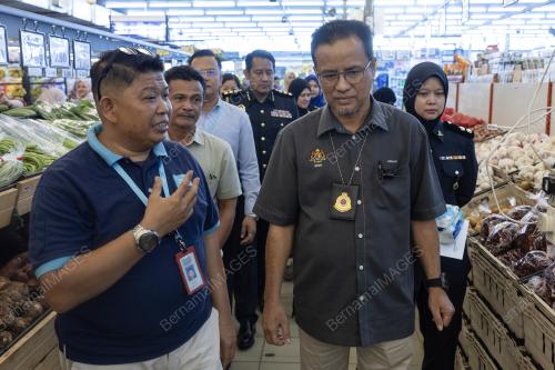 AZMAN ISMAIL