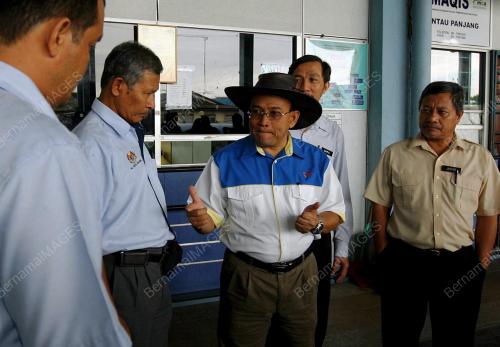 ABD AZIZ JAMALUDDIN