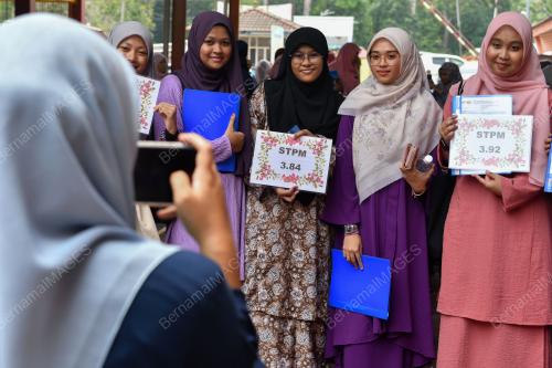 KEPUTUSAN_STPM