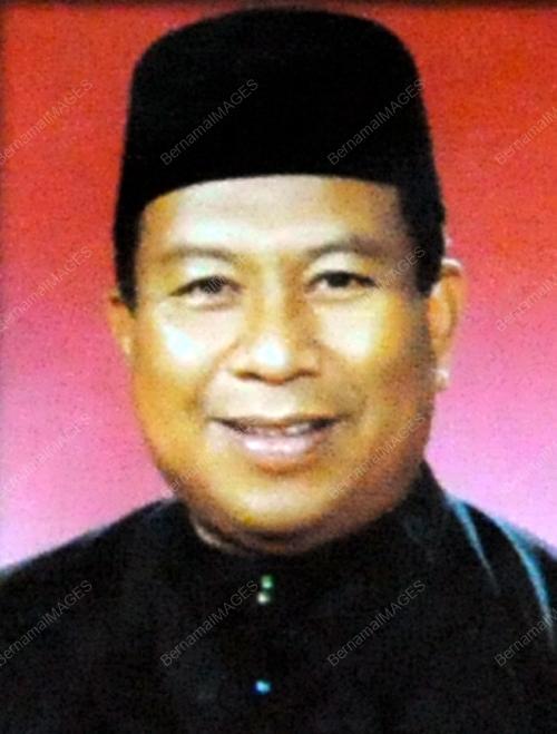 DR MUHAMMAD MD DAUD