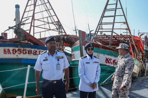 RAMPASAN BOT NELAYAN ASING VIETNAM