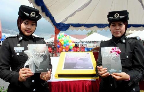 BUKU 'DI WAKAF INSAF'
